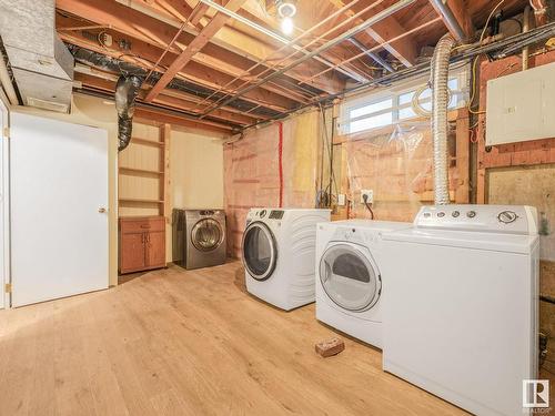 10312 Lauder Avenue, Edmonton, AB - Indoor Photo Showing Laundry Room