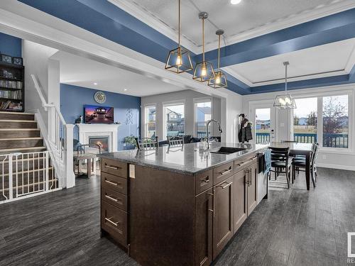 1451 29 St, Edmonton, AB - Indoor Photo Showing Kitchen With Upgraded Kitchen