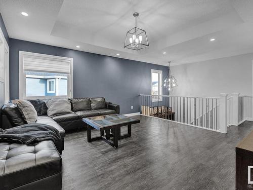 1451 29 St, Edmonton, AB - Indoor Photo Showing Living Room