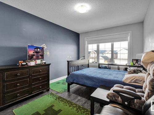 1451 29 St, Edmonton, AB - Indoor Photo Showing Bedroom