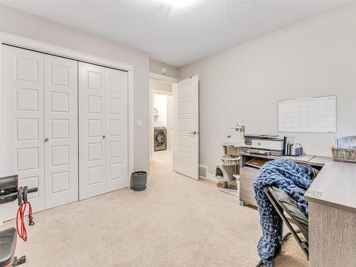 16725 18 Avenue, Edmonton, AB - Indoor Photo Showing Bedroom