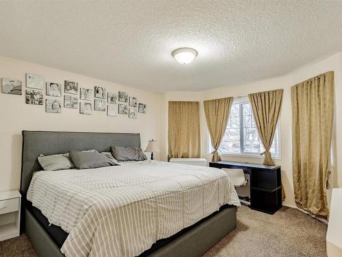 2918 31 Street, Edmonton, AB - Indoor Photo Showing Bedroom