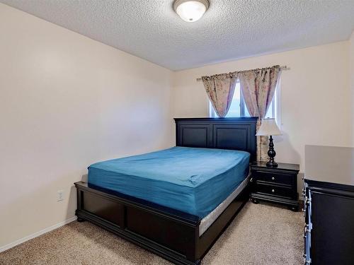 2918 31 Street, Edmonton, AB - Indoor Photo Showing Bedroom