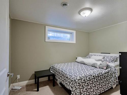 2918 31 Street, Edmonton, AB - Indoor Photo Showing Bedroom