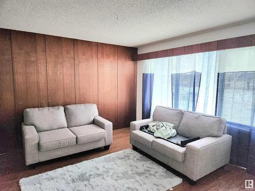 12245 86 Street, Edmonton, AB - Indoor Photo Showing Living Room