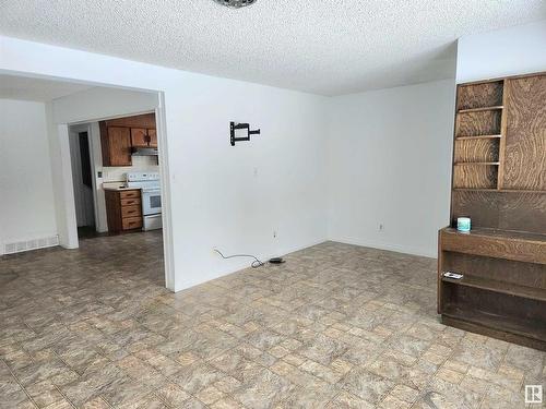 12245 86 Street, Edmonton, AB - Indoor Photo Showing Other Room