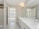 653 Kinglet Boulevard, Edmonton, AB  - Indoor Photo Showing Bathroom 