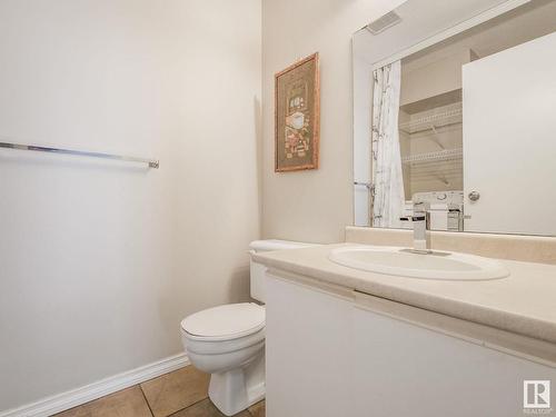 30 9520 174 Street, Edmonton, AB - Indoor Photo Showing Bathroom