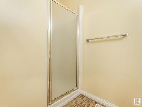 30 9520 174 Street, Edmonton, AB - Indoor Photo Showing Bathroom