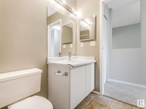 30 9520 174 Street, Edmonton, AB - Indoor Photo Showing Bathroom