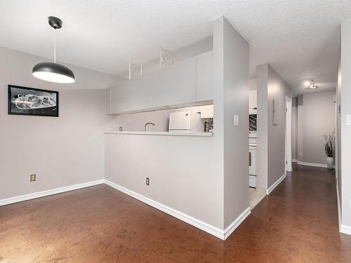 203 10545 Saskatchewan Drive, Edmonton, AB - Indoor Photo Showing Other Room