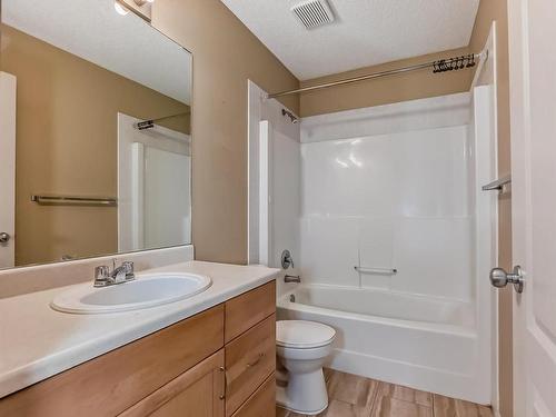 842 Barnes Link Link, Edmonton, AB - Indoor Photo Showing Bathroom