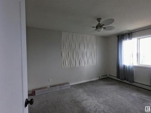 439 3425 19 Street, Edmonton, AB - Indoor Photo Showing Other Room