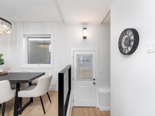 10566 42 Street, Edmonton, AB - Indoor Photo Showing Dining Room