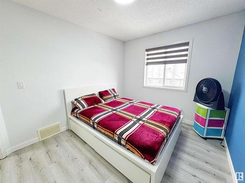 2130 52A Street, Edmonton, AB - Indoor Photo Showing Bedroom