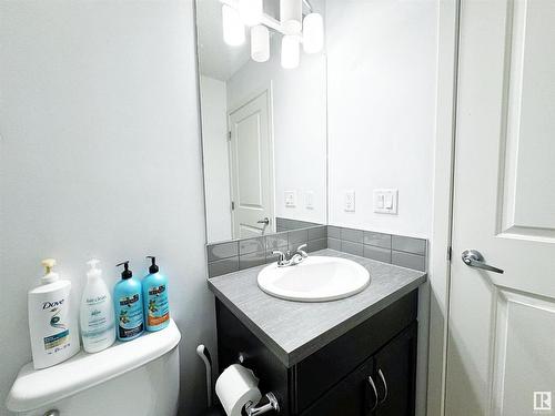 2130 52A Street, Edmonton, AB - Indoor Photo Showing Bathroom