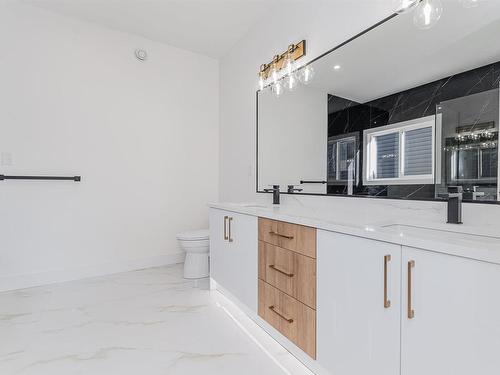 1728 18 Street, Edmonton, AB - Indoor Photo Showing Bathroom