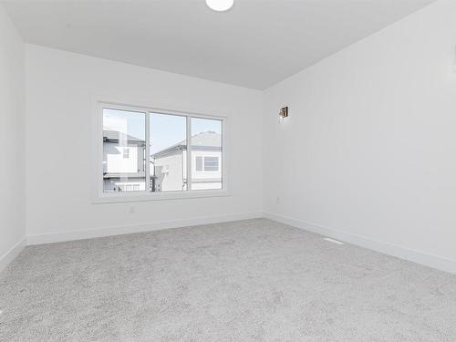 1728 18 Street, Edmonton, AB - Indoor Photo Showing Other Room