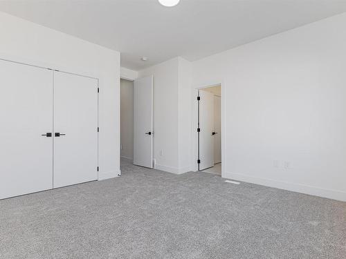 1728 18 Street, Edmonton, AB - Indoor Photo Showing Other Room