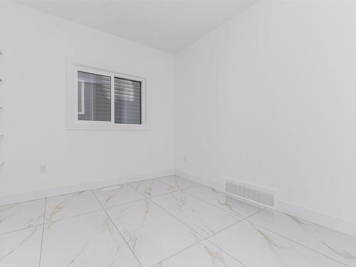 1728 18 Street, Edmonton, AB - Indoor Photo Showing Other Room