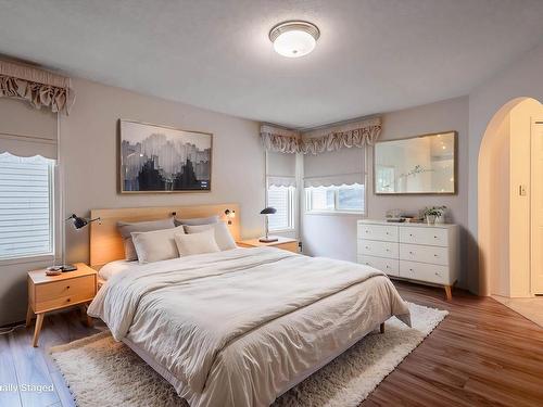 232 Ockenden Place, Edmonton, AB - Indoor Photo Showing Bedroom