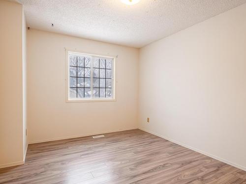 232 Ockenden Place, Edmonton, AB - Indoor Photo Showing Other Room