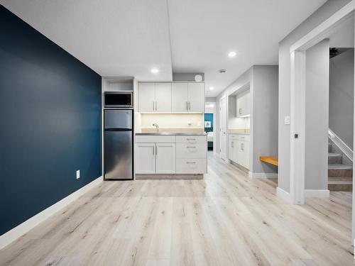 9741 70 Avenue, Edmonton, AB - Indoor Photo Showing Kitchen