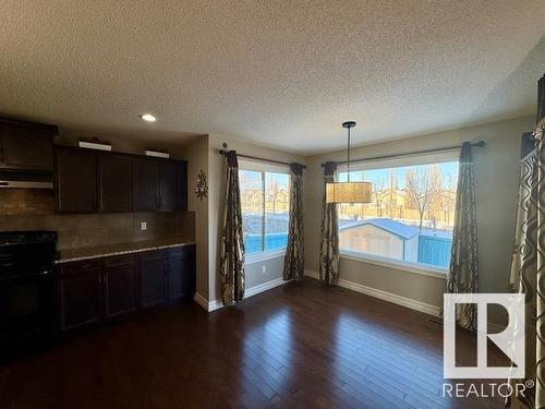 1518 36B Avenue, Edmonton, AB - Indoor Photo Showing Other Room