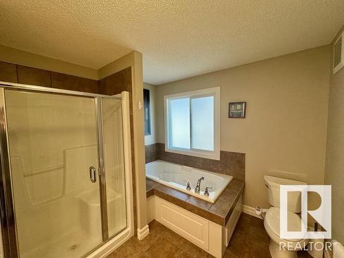 1518 36B Avenue, Edmonton, AB - Indoor Photo Showing Bathroom