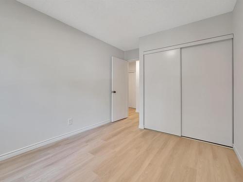 222 5730 Riverbend Road, Edmonton, AB - Indoor Photo Showing Other Room