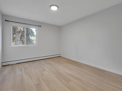 222 5730 Riverbend Road, Edmonton, AB - Indoor Photo Showing Other Room