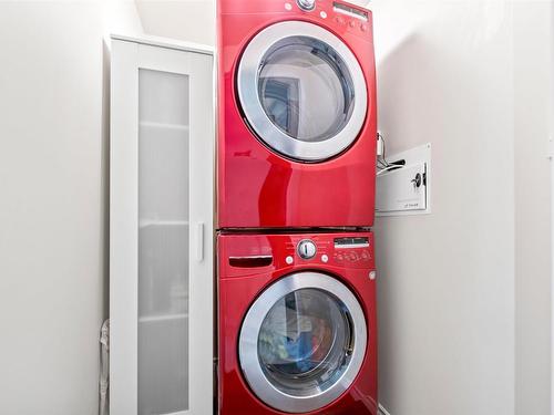 201 9707 106 Street, Edmonton, AB - Indoor Photo Showing Laundry Room