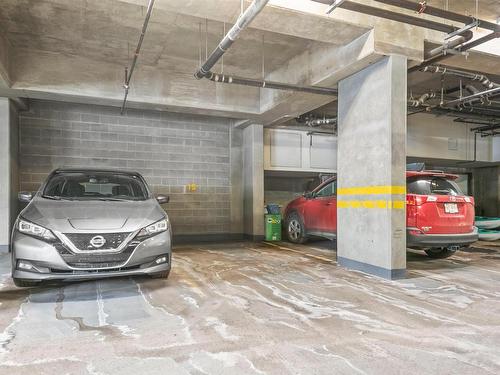 201 9707 106 Street, Edmonton, AB - Indoor Photo Showing Garage