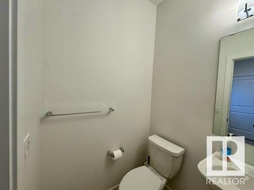 3843 Chrustawka Place, Edmonton, AB - Indoor Photo Showing Bathroom