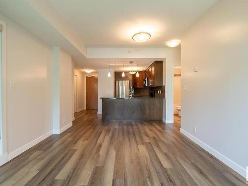 305 10055 118 Street, Edmonton, AB - Indoor Photo Showing Kitchen