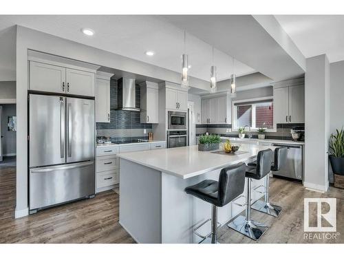 3971 5 Avenue, Edmonton, AB - Indoor Photo Showing Kitchen With Upgraded Kitchen