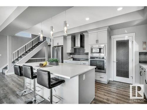 3971 5 Avenue, Edmonton, AB - Indoor Photo Showing Kitchen With Upgraded Kitchen