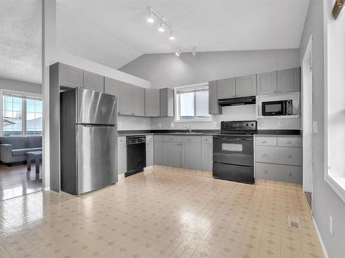 8307 170 Avenue, Edmonton, AB - Indoor Photo Showing Kitchen