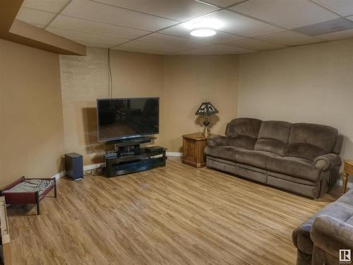 5803 50 Ave, Barrhead, AB - Indoor Photo Showing Basement