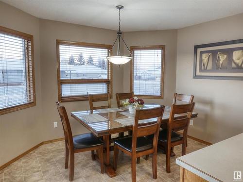 5803 50 Ave, Barrhead, AB - Indoor Photo Showing Dining Room