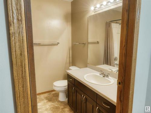 5803 50 Ave, Barrhead, AB - Indoor Photo Showing Bathroom