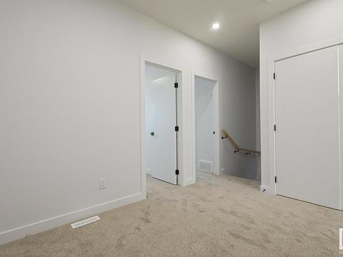 112 28 Street, Edmonton, AB - Indoor Photo Showing Other Room