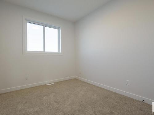 112 28 Street, Edmonton, AB - Indoor Photo Showing Other Room