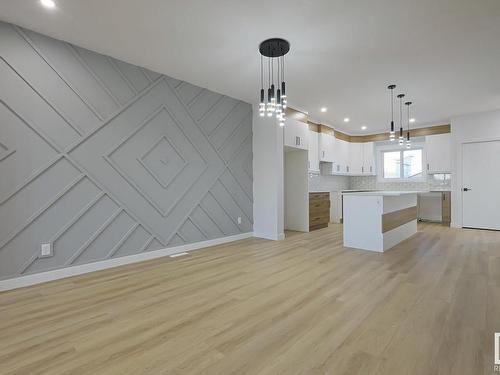 112 28 Street, Edmonton, AB - Indoor Photo Showing Kitchen