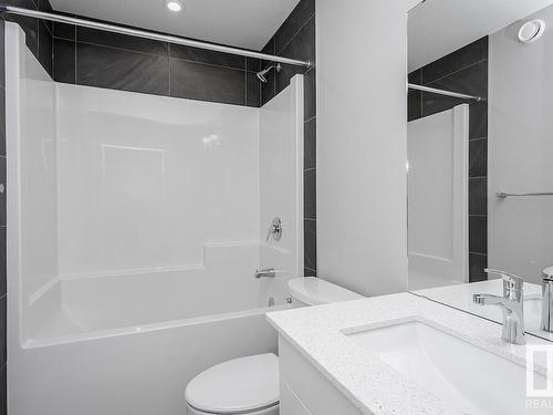 17412 2 Street, Edmonton, AB - Indoor Photo Showing Bathroom