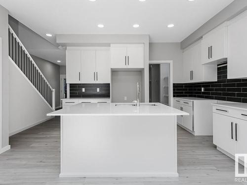 17412 2 Street, Edmonton, AB - Indoor Photo Showing Kitchen