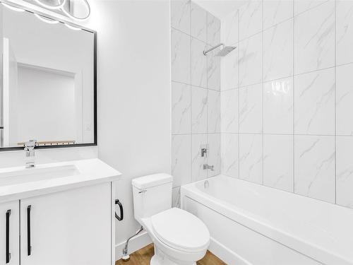 860 Northern Harrier Lane, Edmonton, AB - Indoor Photo Showing Bathroom