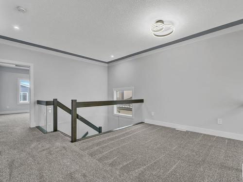 1731 19 Street, Edmonton, AB - Indoor Photo Showing Other Room