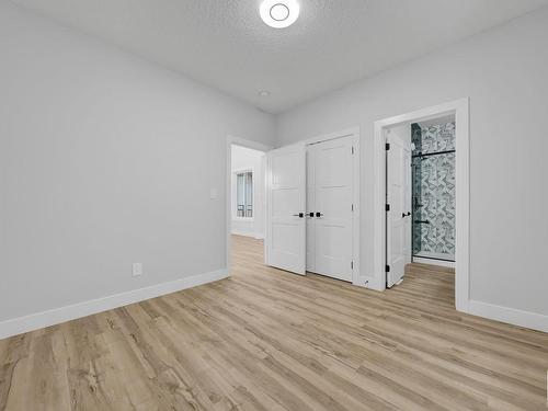 1731 19 Street, Edmonton, AB - Indoor Photo Showing Other Room