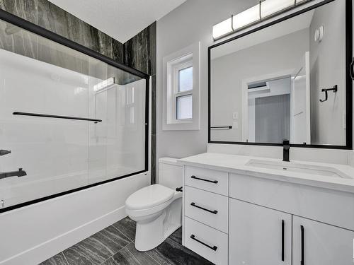 1731 19 Street, Edmonton, AB - Indoor Photo Showing Bathroom